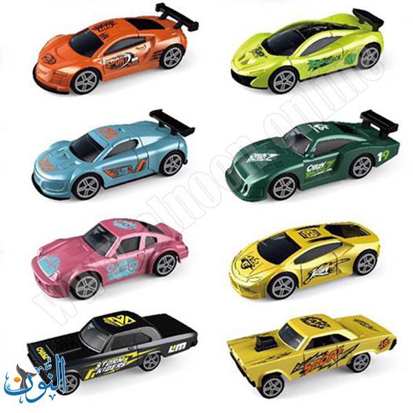 سيارة انزلاق على كرت 888632