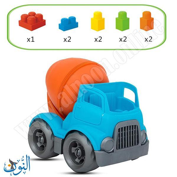 شاحنة خلاط مع 9 مكعبات بناء
