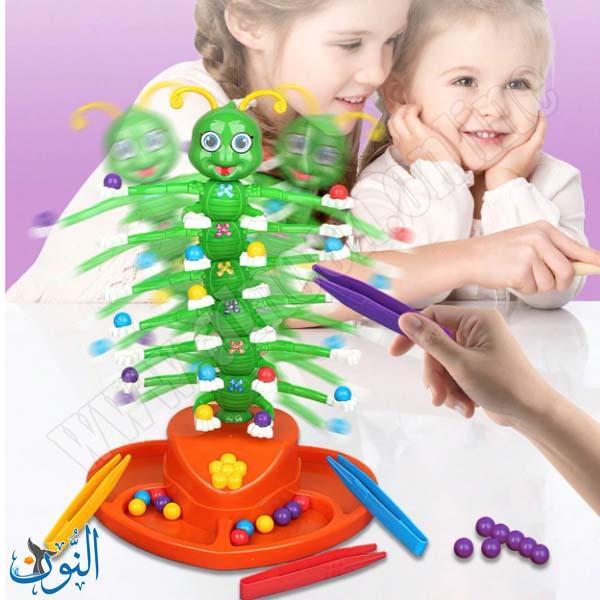 لعبة تحدي الحشرة الراقصة SHAKING WIGGLE